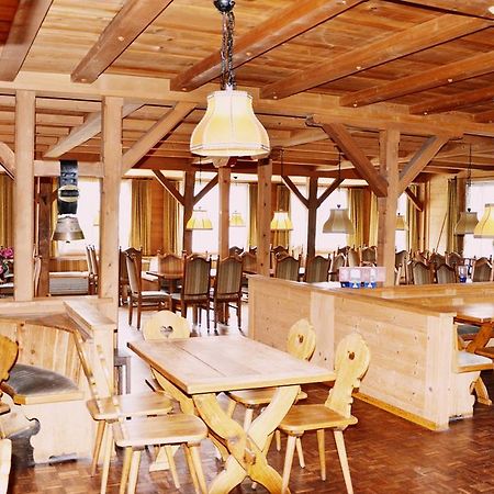 Hotel Loewen Lungern Kültér fotó