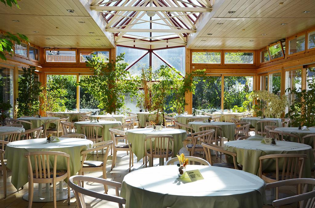 Hotel Loewen Lungern Kültér fotó